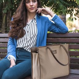 THE CLOWNFISH Moda Collection 16 Inch Checked Structured Shoulder Bag-image-29