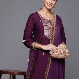 Varanga Women Aubergine & Gold Ethnic Embroidered Straight Kurta with Trousers Dupatta-image-38