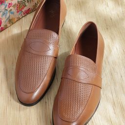 House of Pataudi Men Tan Brown Textured Leather Handcrafted Formal Slip-Ons-image-52