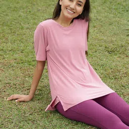 Blissclub Women Plus Size Breezy Kur-tee with 2 Pockets and Side Slit Tops-image-2