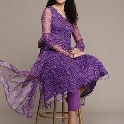 Bahe Kurtiz Bandhani Printed Sequinned Chiffon Anarkali Kurta With Trousers & Dupatta image 3