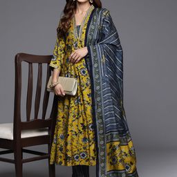 Varanga Floral Printed Sequinned Chanderi Silk Straight Kurta With Trouser & Dupatta-picture-16