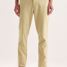 Red Flame Men Slim Fit Mid Rise Stretchable Chinos Trousers-picture-2