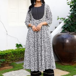 Ambraee Women White Printed Pure Cotton Kurta with Trousers-image-11