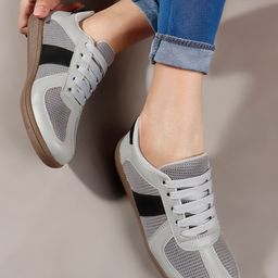 The Roadster Lifestyle Co. Women Colourblocked Regular Round Toe Sneakers-image-83
