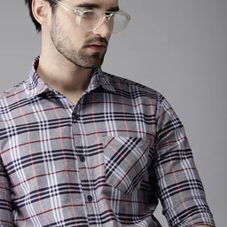 Campus Sutra Men Grey & Navy Blue Regular Fit Checked Casual Shirt-image-1