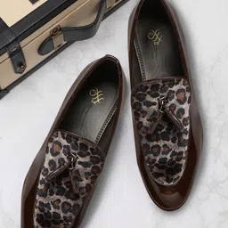 House of Pataudi Men Brown & Black Leopard Print Handcrafted Tasselled Loafers-14