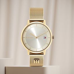 Tommy Hilfiger Women Gold-Toned Dial & Bracelet Style Straps Analogue Watch TH1782286W-49