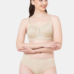 Soie Women Full Coverage Non-Padded Non-Wired Lace Lingerie Set-image-23