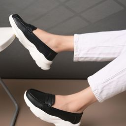The Roadster Lifestyle Co Women Solid Lightweight Round Toe Sneaker-57