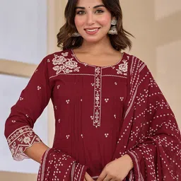 SANISA Bandhani Embroidered Thread Work Straight Kurta With Trousers & Dupatta-picture-45