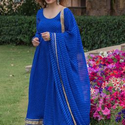 HOUSE OF JAMOTI Striped Printed Tiered Gotta Patti Kurta with Trousers & Dupatta-picture-44