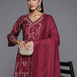 Libas Women Floral Printed High Slit Gotta Patti Kurta with Trousers & With Dupatta-picture-37