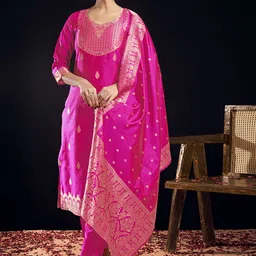 SKYLEE Women Floral Regular Thread Work Kurta with Trousers & With Dupatta image 4
