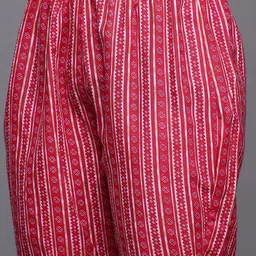 Varanga Floral Printed Regular Pure Cotton Kurta with Trousers & Dupatta image 3