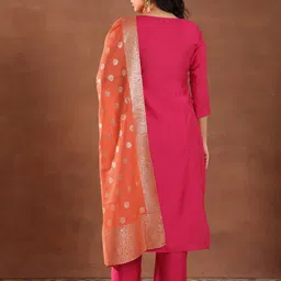 gerua by libas Libas Floral Embroidered Sequinned Straight Kurta With Trousers & Dupatta image 5