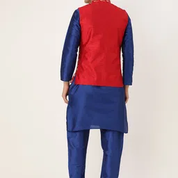 SOJANYA Men Blue & Red Solid Kurta with Churidar & Nehru Jacket image 4