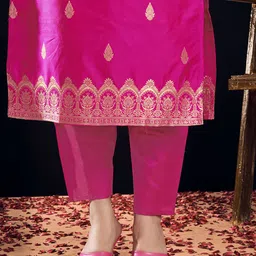 SKYLEE Women Floral Regular Thread Work Kurta with Trousers & With Dupatta image 5
