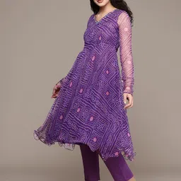 Bahe Kurtiz Bandhani Printed Sequinned Chiffon Anarkali Kurta With Trousers & Dupatta image 2