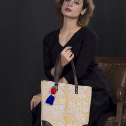 NEPRI Ethnic Motifs Printed Shopper Tote Bag With Tasselled-10