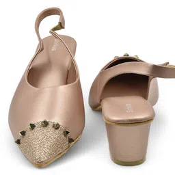 SHRIVAS BY ARCHITA MEHTA Embellished Round Toe Block Heeled Pumps image 3