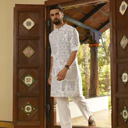 Anouk Men White Bandhani Printed Kurta with Trousers-picture-36