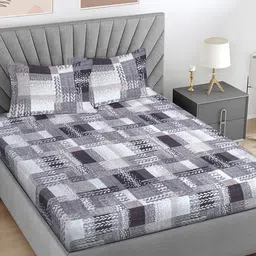 FABINALIV Off White & Black Printed 300 TC Super King Bedsheet Set 2.7 m x 2.7 m-image-67