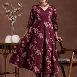 Libas Women Floral Printed Angrakha Gotta Patti Pure Cotton Kurta with Trousers-image-47
