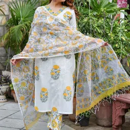 KALINI Selection Of 2 Floral Printed V-Neck Straight Kurtas With Trousers And Dupattas-picture-48