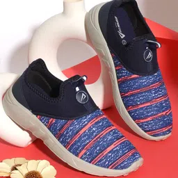 IMPAKTO Women Printed Lightweight Contrast Sole Slip-On Sneakers-55