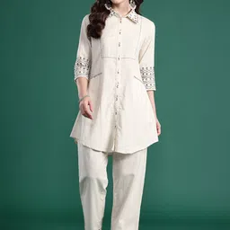 Indo Era Ethnic Motifs Embroidered Thread Work Kurti with Trousers-picture-37