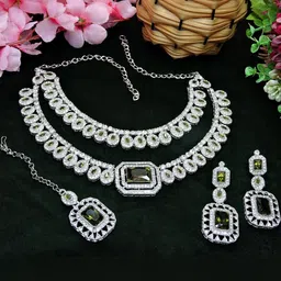 VATSALYA creation Alloy Gold- plated Green Jewellery Set-17