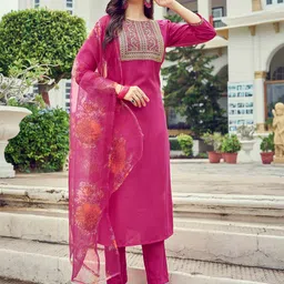 TRAHIMAM Women Floral Embroidered Regular Kurta with Trousers-picture-32