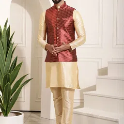 SOJANYA Men Cream-Coloured & Maroon Self Design Kurta with Churidar & Nehru Jacket-picture-2