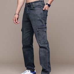 Roadster Men Relaxed Fit Light Fade Stretchable Cargo Jeans-image-91