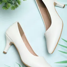 SHUZ TOUCH Closed Back Pointed Toe Pumps image 1