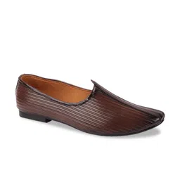 FAUSTO Men Brown Lightweight Mojaris-image-98