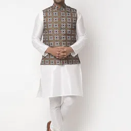 Benstoke Men White Solid Kurta Set with Nehru Jacket-picture-8