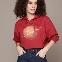 The Roadster Lifestyle Co. Printed Hooded Cropped Sweatshirt-image-81