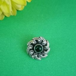 FIROZA Chakrawi Oxidized Onyx-Studded Nosepin-image-47