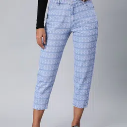 London Rag Mom Fit High-Rise Printed Cropped Jeans-image-32