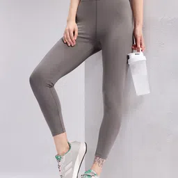 HRX by Hrithik Roshan Women Rapid-Dry Cropped Training Tights-picture-48