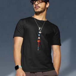 Bewakoof Men Black & french middle red purple Printed Drop-Shoulder Sleeves Applique T-shirt-image-80