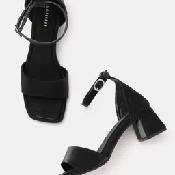 Lino Perros Mid-Top Block Heels-13