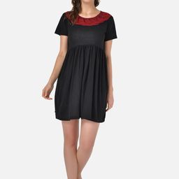 Klamotten Black & Maroon Solid Nightdress-image-44