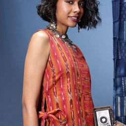Taavi Printed Tie-Up Detail Ikat Kurta-picture-32