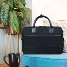 CARRIALL Unisex Black Messenger Bag-31