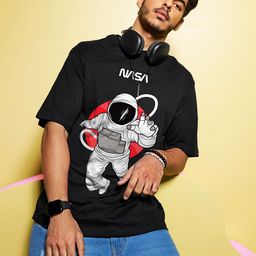 Bewakoof Men Black & White Printed Oversized T-shirt-image-91