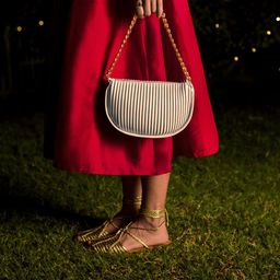 IRTH Women Self Design Handheld Bag-28
