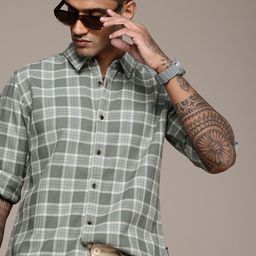 The Roadster Lifestyle Co. Men Checked Pure Cotton Casual Shirt-image-100